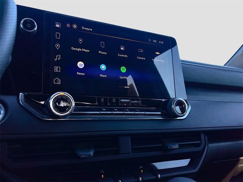 Used 2024 Chevrolet Colorado W/T w/ Safety Package image 14