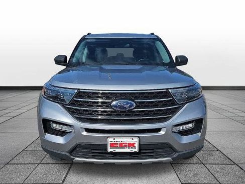 Certified 2023 Ford Explorer XLT w/ Equipment Group 202A AWD/4WD image 2