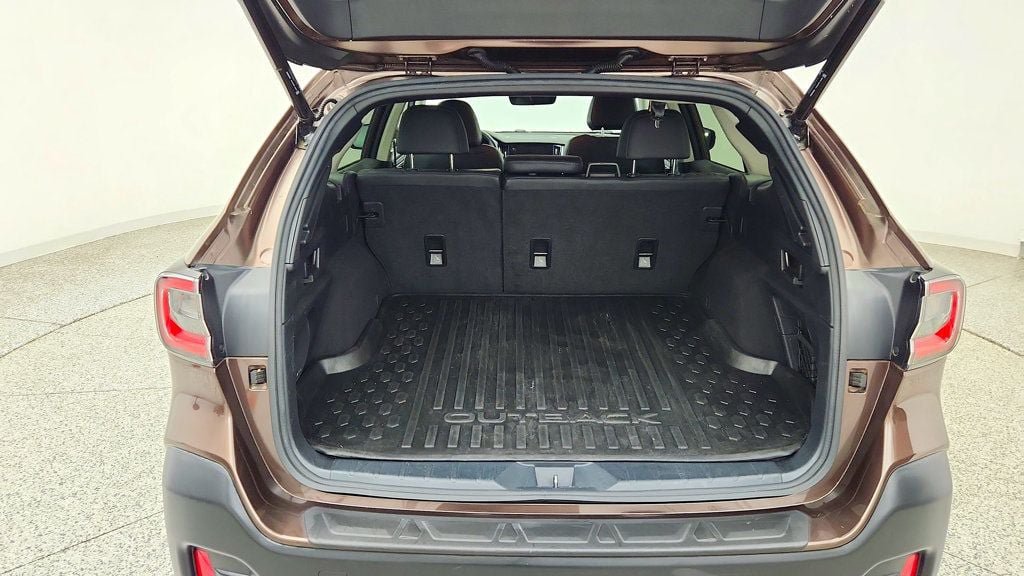 Used 2021 Subaru Outback Limited AWD/4WD image 20
