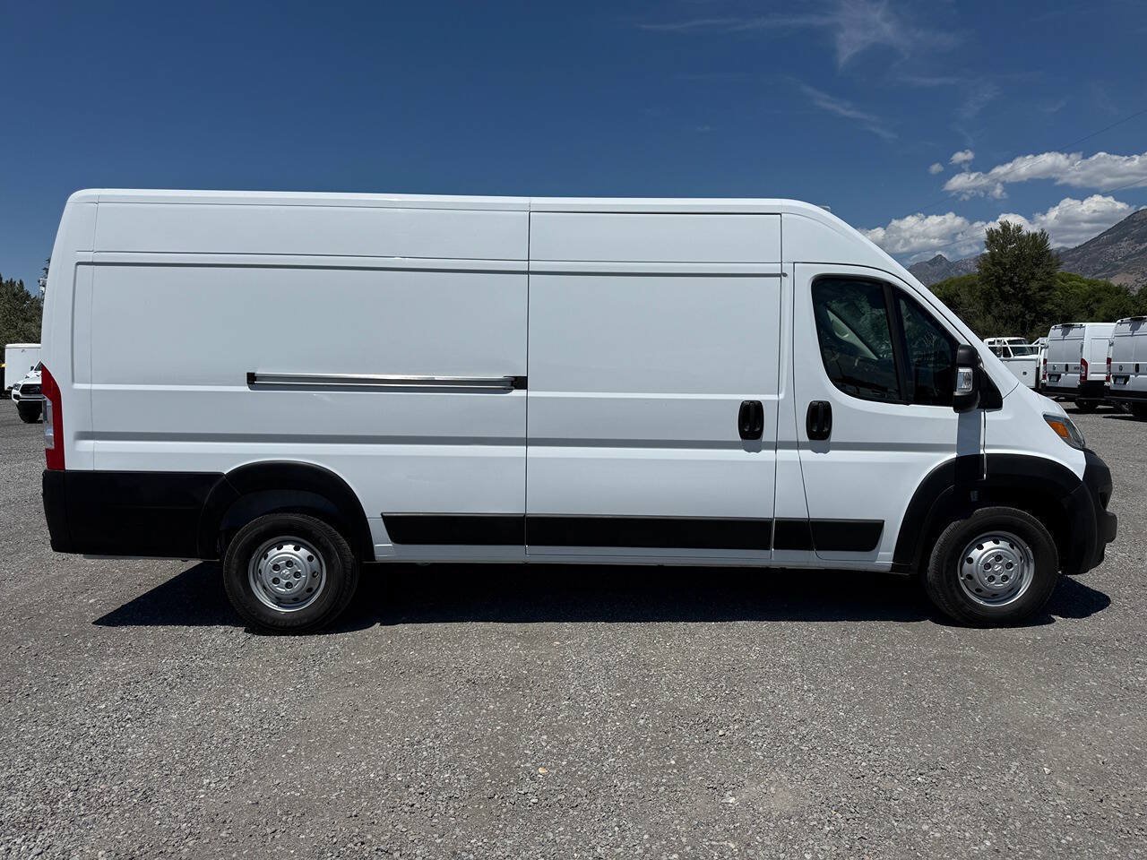 Used 2023 RAM ProMaster 3500 FWD image 2