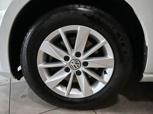Used 2015 Volkswagen Golf S w/ Lighting Package FWD image 28