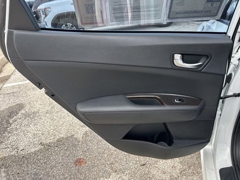 Used 2017 Kia Optima EX image 41