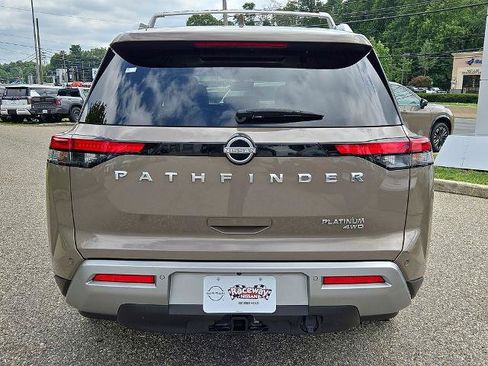 Certified 2023 Nissan Pathfinder Platinum w/ Cargo Package AWD/4WD image 6
