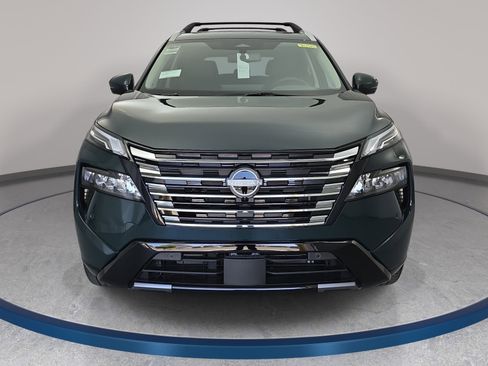 New 2026 Nissan Rogue Platinum AWD/4WD image 2