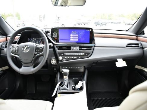 New 2025 Lexus ES 350 w/ Premium Package image 18