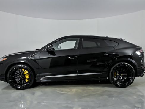 Used 2019 Lamborghini Urus image 8