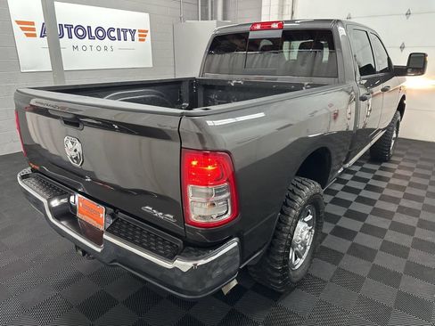 Used 2024 RAM 2500 Tradesman w/ Chrome Appearance Group AWD/4WD image 9
