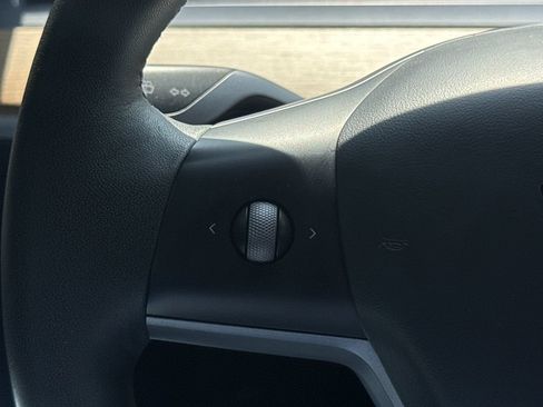 Used 2023 Tesla Model 3 Standard Range RWD image 30