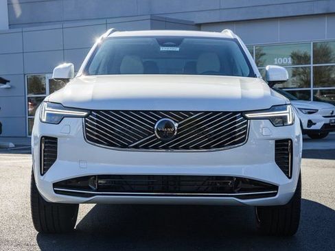 New 2026 Volvo XC90 B6 Ultra w/ Protection Package Premier image 2
