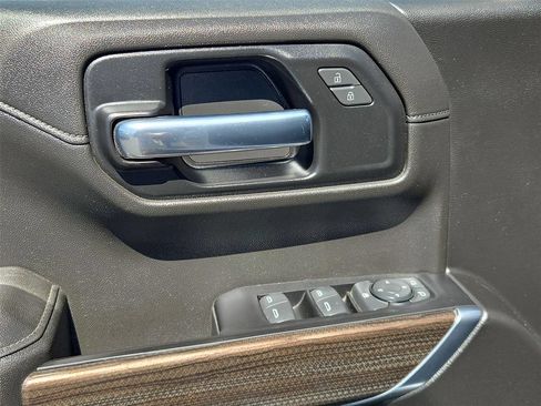 Certified 2022 Chevrolet Silverado 1500 RST AWD/4WD image 15