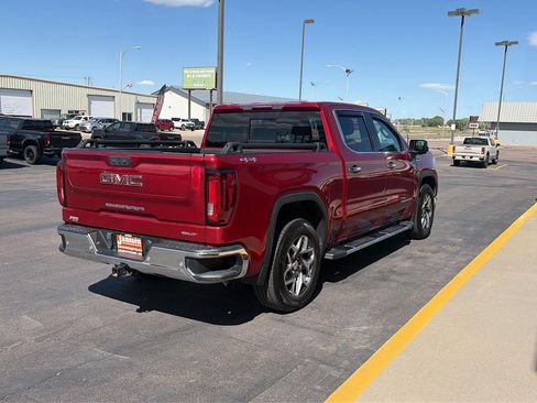 Used 2023 GMC Sierra 1500 SLT w/ SLT Premium Plus Package AWD/4WD image 5