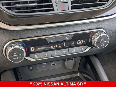 New 2025 Nissan Altima 2.5 SR w/ SR Premium Package FWD image 22