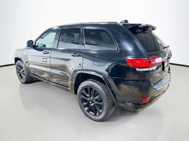 Used 2019 Jeep Grand Cherokee Altitude AWD/4WD image 8