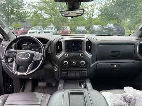 Used 2019 GMC Sierra 1500 Denali w/ Denali Ultimate Package AWD/4WD image 5