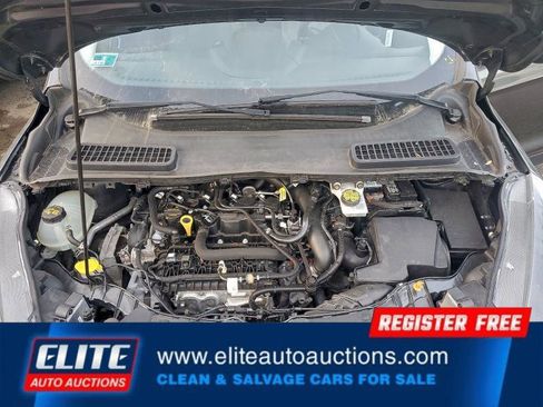 Used 2019 Ford Escape SE image 23