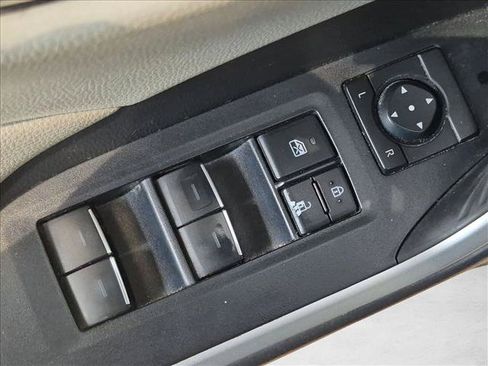 Used 2022 Toyota RAV4 XLE Premium AWD/4WD image 14