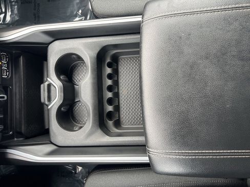 Certified 2022 RAM 1500 Big Horn image 32