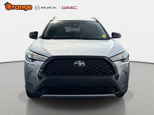 Used 2025 Toyota Corolla Cross LE FWD image 8