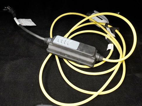 Used 2019 BMW 530e w/ Convenience Package image 48