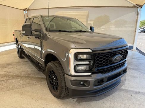 Used 2025 Ford F350 Lariat w/ Black Appearance Package AWD/4WD image 4