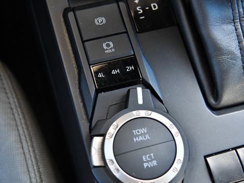 Used 2024 Toyota Tacoma SR5 image 28