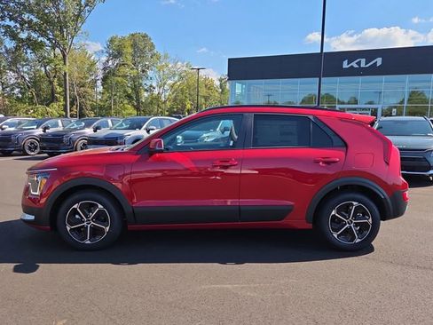 New 2025 Kia Niro EX w/ EX Cold Weather Package image 2