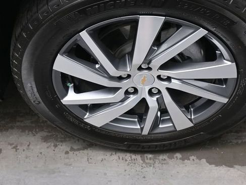 Used 2024 Chevrolet Equinox LT AWD/4WD image 30