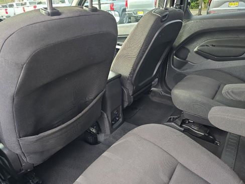 Used 2016 Ford Transit Connect XLT image 18