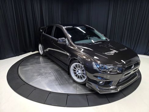 Used 2012 Mitsubishi Lancer Evolution GSR AWD/4WD image 16