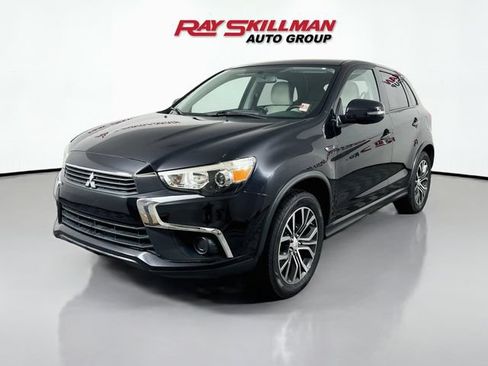 Used 2017 Mitsubishi Outlander Sport LE AWD/4WD image 3
