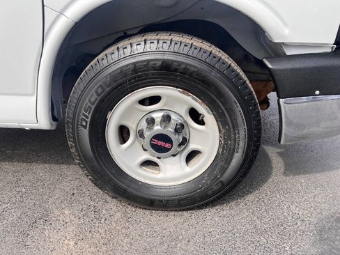 Used 2017 GMC Savana 2500 w/ Savana Pro Plus Package image 20