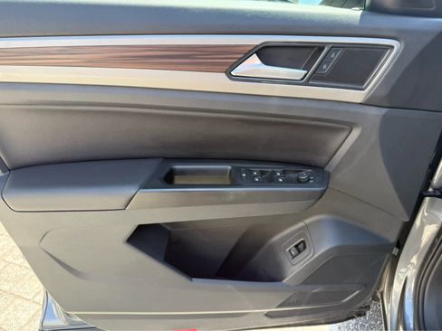 Used 2021 Volkswagen Atlas SE AWD/4WD image 11