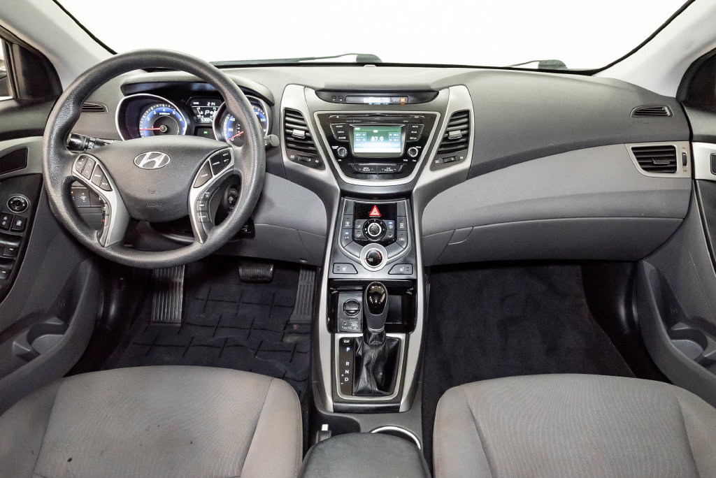 Used 2014 Hyundai Elantra SE w/ Option Group 02 FWD image 22