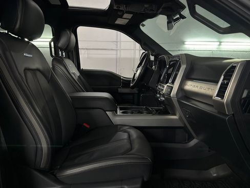 Used 2022 Ford F350 Platinum AWD/4WD image 28