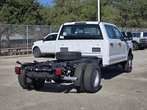 Used 2024 Ford F350 XL image 4