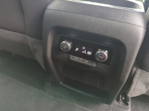 Certified 2025 GMC Acadia Elevation image 36