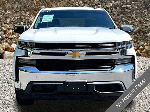 Used 2022 Chevrolet Silverado 1500 LT AWD/4WD image 3