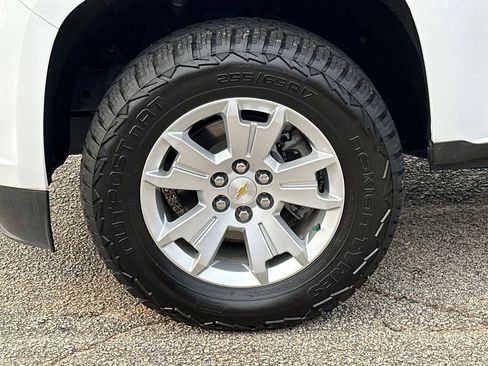 Used 2022 Chevrolet Colorado LT w/ Fleet Safety Package image 10