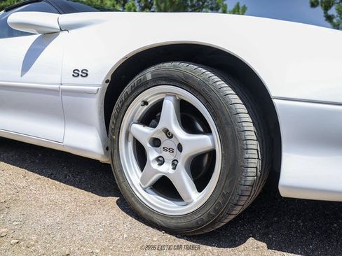 Used 1996 Chevrolet Camaro Z28 RWD image 42