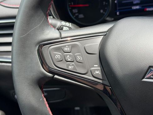Used 2024 Chevrolet Equinox RS AWD/4WD image 17