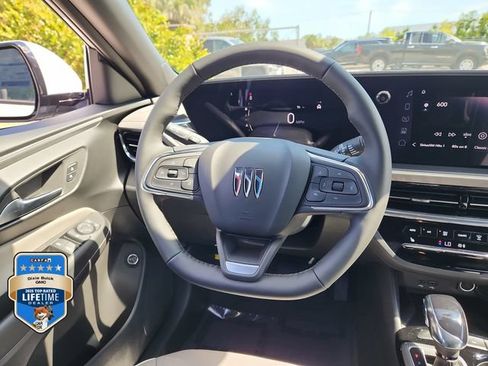 New 2026 Buick Envista Avenir FWD image 15