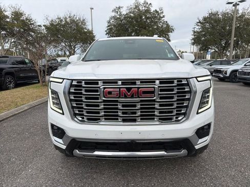 Used 2025 GMC Yukon XL Denali image 2
