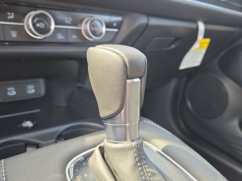 Used 2026 Honda HR-V EX-L image 17