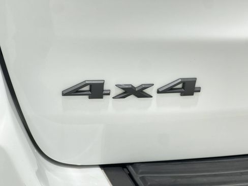 Used 2019 Jeep Grand Cherokee Trailhawk AWD/4WD image 39