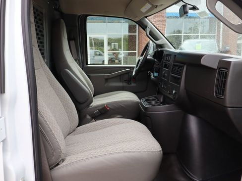 New 2025 Chevrolet Express 2500 w/ Driver Convenience Package image 38