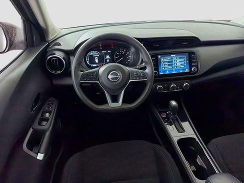 Used 2023 Nissan Kicks SV image 23