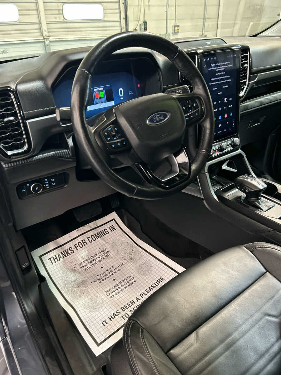 Used 2024 Ford Ranger Lariat w/ FX4 Off-Road Package AWD/4WD image 8