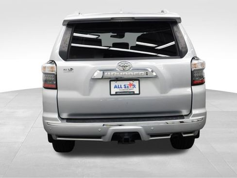 Used 2021 Toyota 4Runner Limited image 11