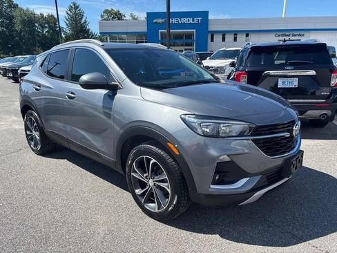 Used 2022 Buick Encore GX Select AWD/4WD image 4