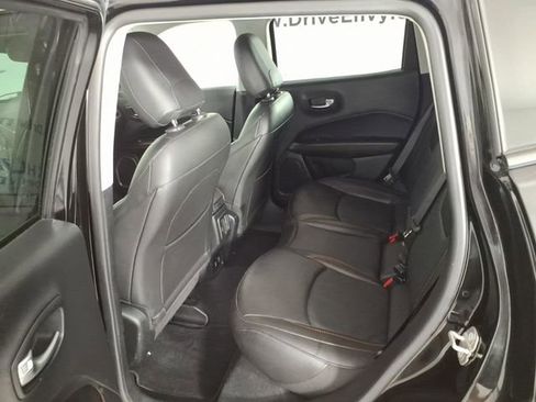 Used 2021 Jeep Compass Limited AWD/4WD image 9
